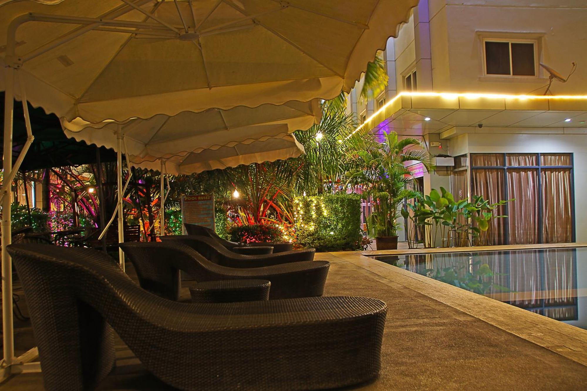 Palawan Uno Hotel Puerto Princesa Exterior foto
