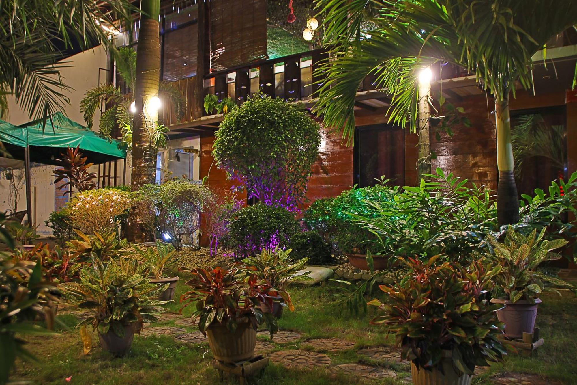 Palawan Uno Hotel Puerto Princesa Exterior foto