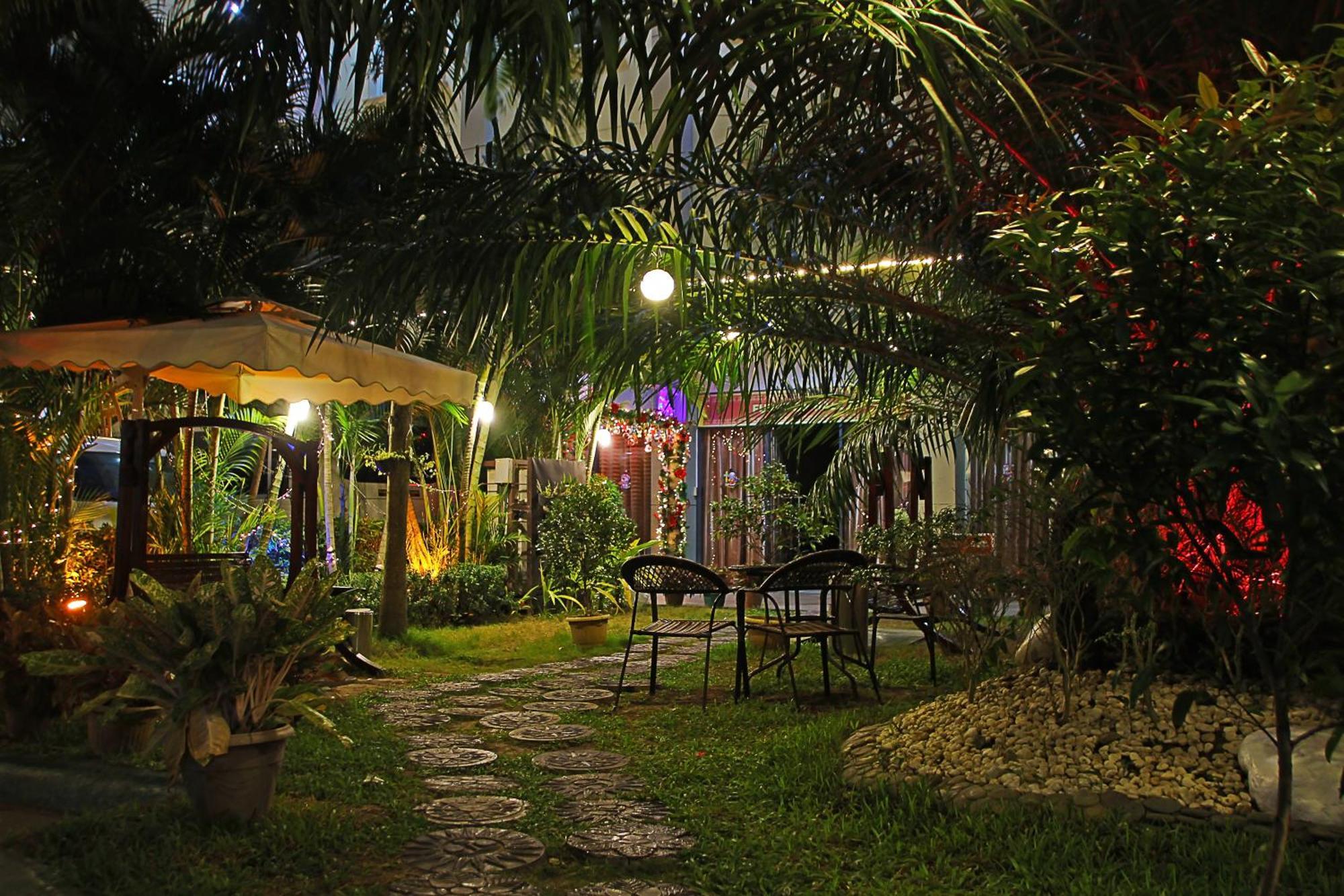 Palawan Uno Hotel Puerto Princesa Exterior foto